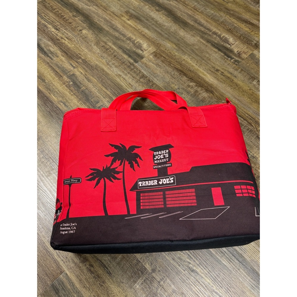 Trader Joes Red Insulated Reusable Grocery Bag Pasadena 1967 Storefront Large